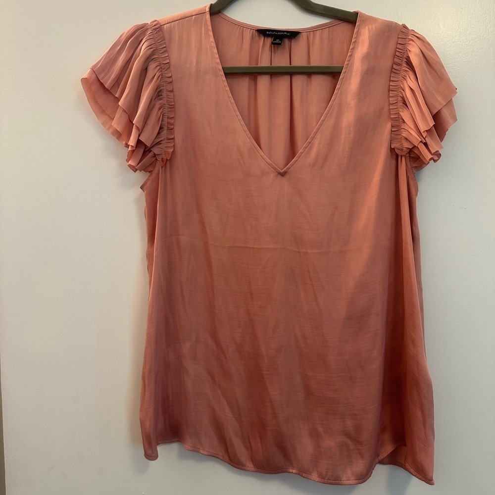 Banana Republic Dusty Pink Ruffle Sleeve Blouse - Size Medium